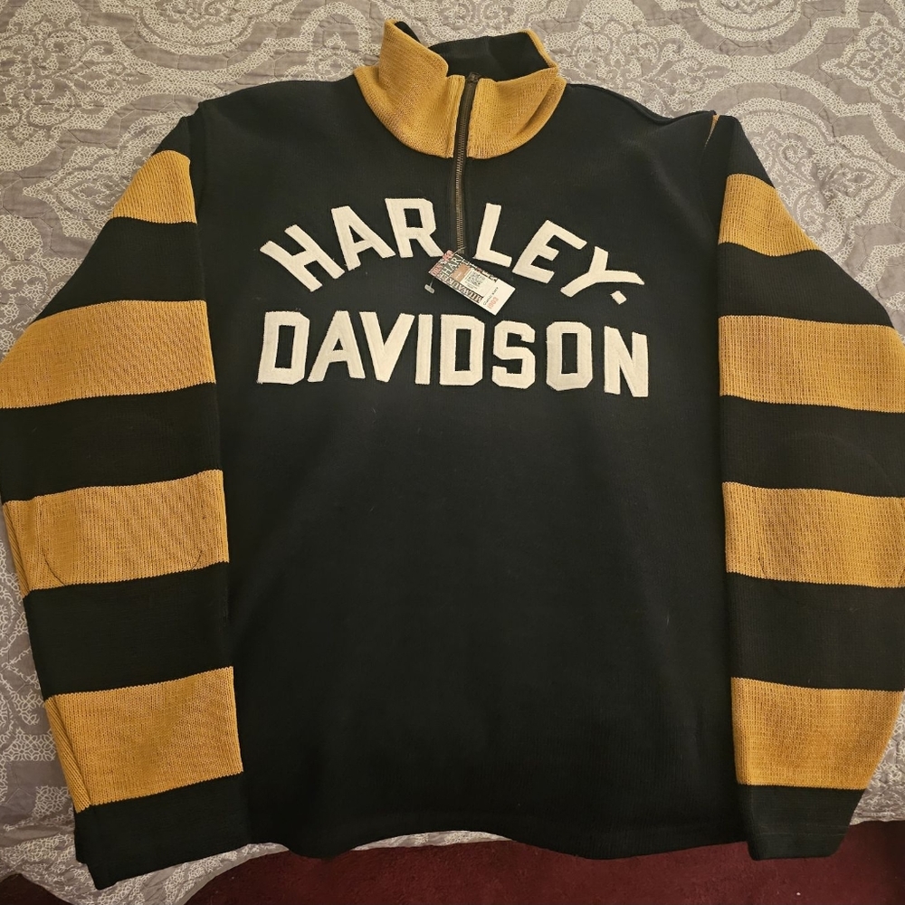 Sweater - Picture 3 of 5